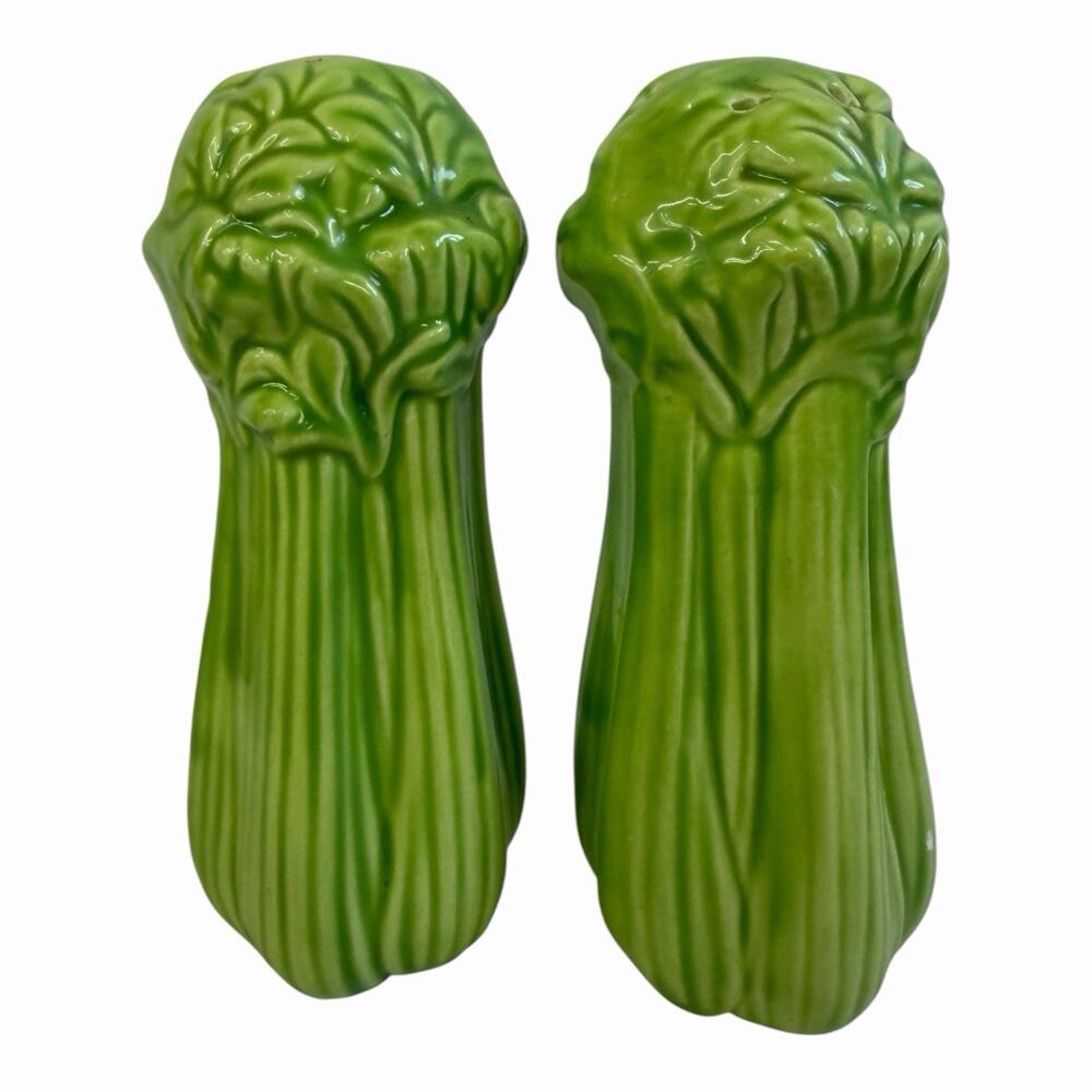 Vtg Celery Stalk Salt and Pepper Shakers Handmade 6”Bright Green w/Stoppers READ